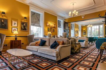 Executive lounge