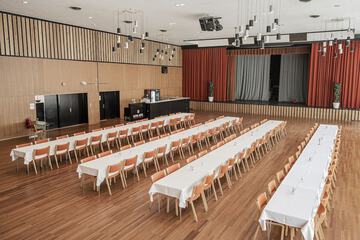 Banquet hall