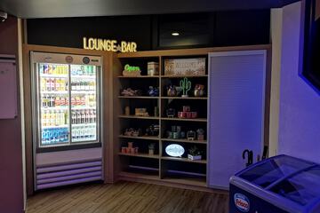 Food court
