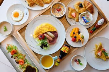 Breakfast meal