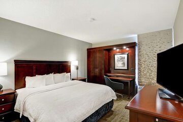 Room 27 of 52