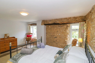 guest_rooms