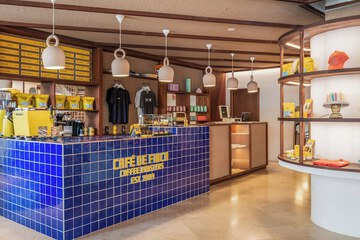 Coffee shop