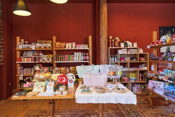 Gift shop