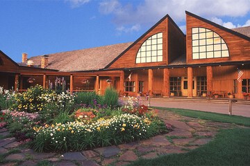 Grouse Mountain Lodge