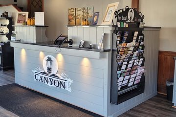 Check-in/check-out kiosk