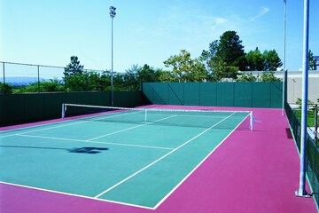 Tennis court