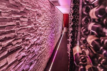 Tasting room