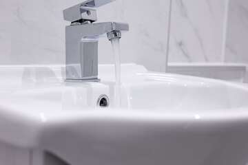 Bathroom sink