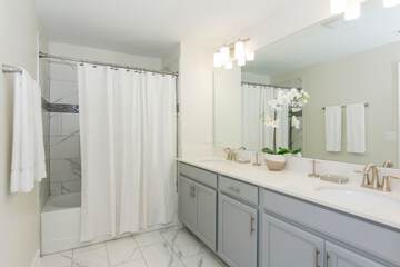 Bathroom sink