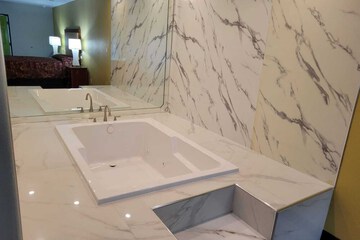 Jetted tub