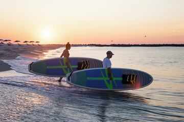 Surfing/boogie boarding