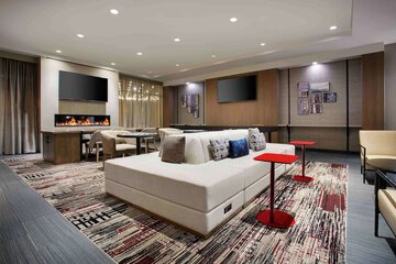 Hotel Interior 6 of 34