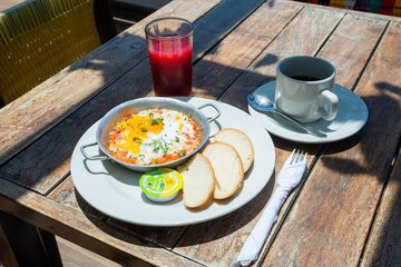 Breakfast meal