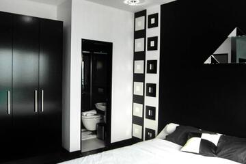Photo 33