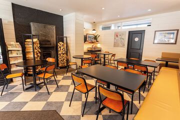 Cafe