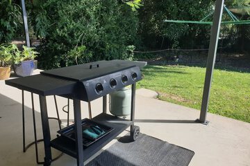 BBQ/picnic area