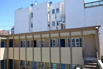 Hotel 6 of 34