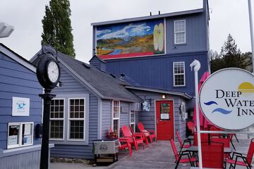 Deep Water Inn