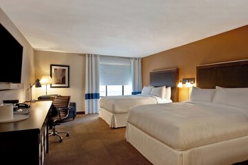 Room 53 of 95