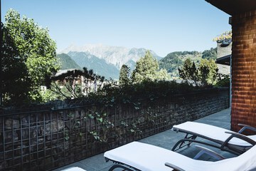 Sundeck