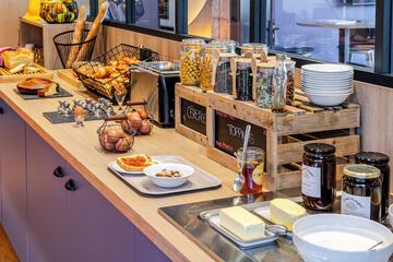 Breakfast buffet