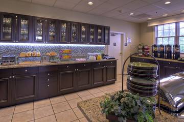 Breakfast/Coffee Service 64 of 85