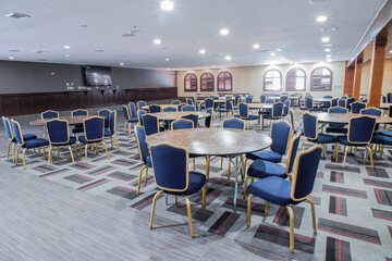 Ballroom/Hall 29 of 36