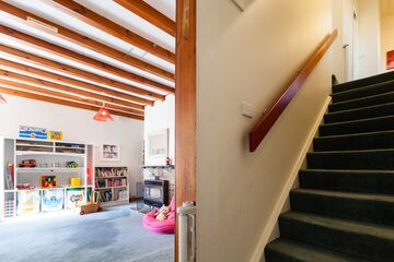 Children's theme room