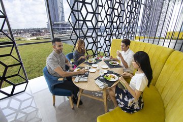 Breakfast area