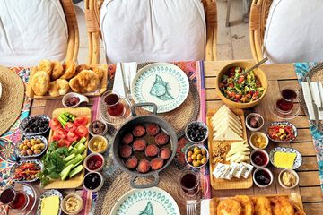 Breakfast meal