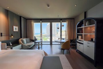 Beach/ocean view