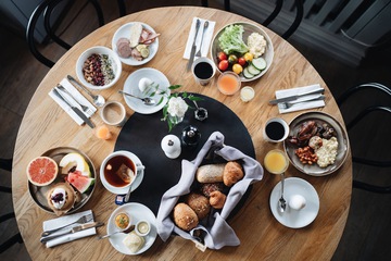 Breakfast meal