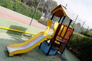 Children's play area - outdoor