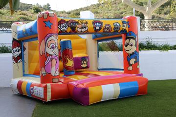 Children's play area - outdoor