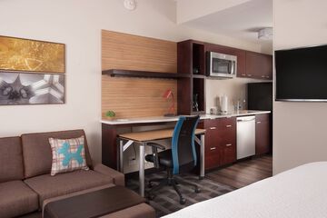 TownePlace Suites Charleston Airport / Convention Center