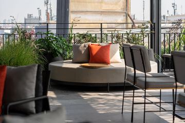 Sundeck