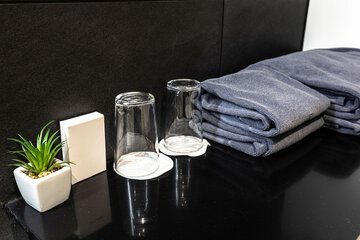 Bathroom amenities