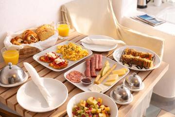 Breakfast meal