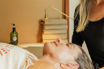 Massage in accommodation