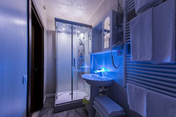 Jetted tub