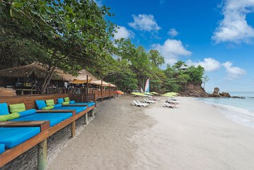 Beach bar