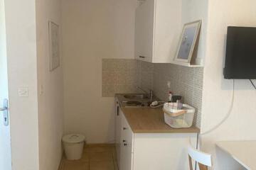 Photo 33
