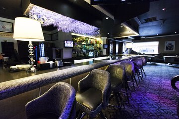 Sports bar