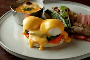 Breakfast meal