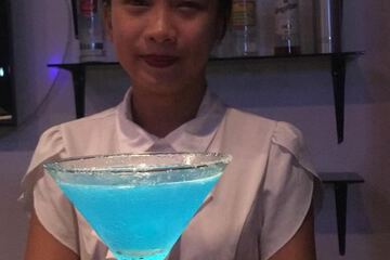 Poolside bar