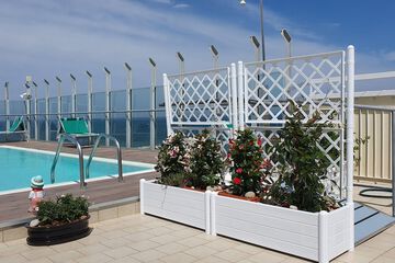 Rooftop pool