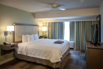 Room 33 of 63