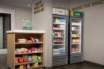 Snack bar