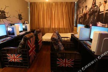 Photo 10